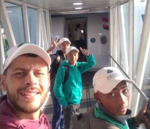 Alunos do Golfe embarcam para Curitiba