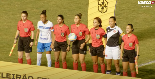 Jenifer Alves vê de perto o título do Vasco no BR Feminino